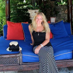 Meet your Posher, Brooke